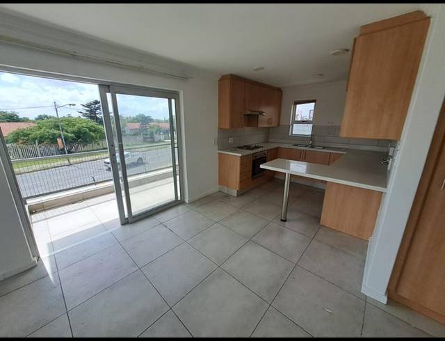 2 BEDROOM APARTMENT FOR SALE IN LAMBTON